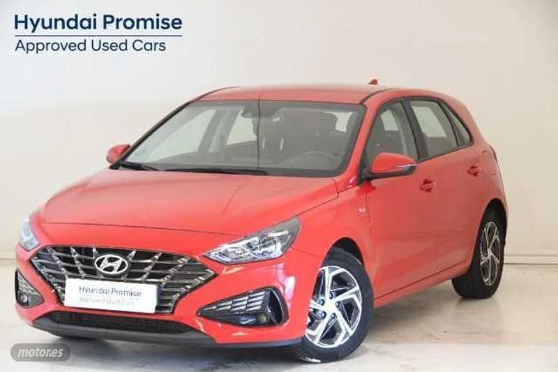 Engine red Usado 2024 Hyundai i30 Berlina | 19.900 € (Precio justo) - Imagen 1/4