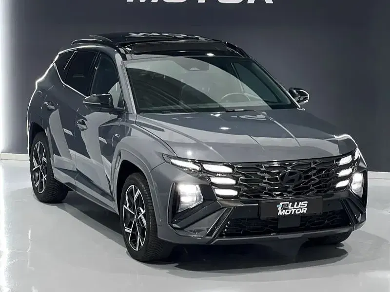 Usado Hyundai Tucson N Line 252 CV (185 kW) 2025 Gris / plata SUV
