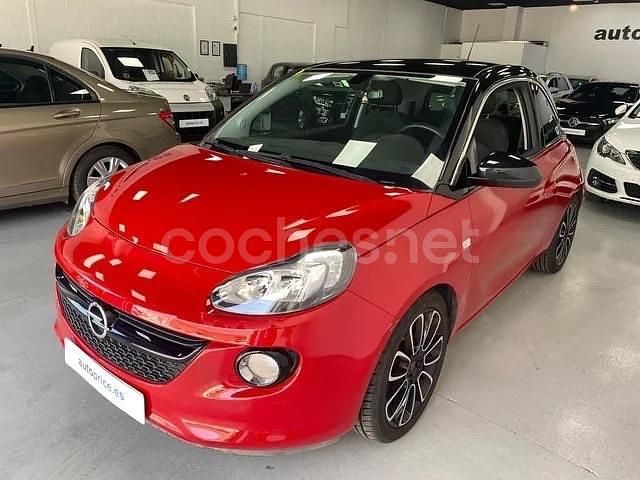 Usado Opel Adam Glam 87 CV (63 kW) 2016 Rojo Utilitario