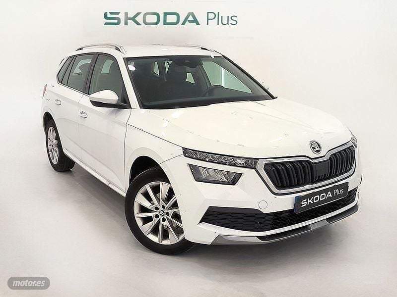 Blanco Usado 2021 Skoda Kamiq Ambition SUV | 16.550 € (Precio justo) - Imagen 1/4