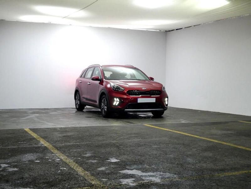 Usado Kia Niro 141 CV (103 kW) 2020 Rojo SUV