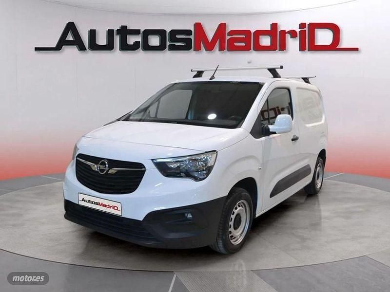 Usado Opel Combo S 102 HP (75 kW) 2021 Branco Monovolume