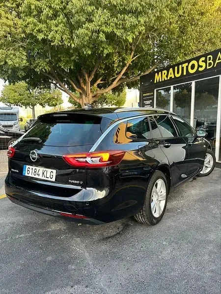 Usado Opel Insignia Excellence 170 CV (125 kW) 2018 Negro Berlina
