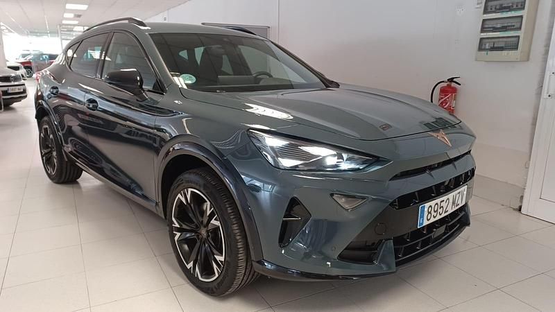 Usado Cupra Formentor 150 CV (110 kW) 2025 Gris SUV