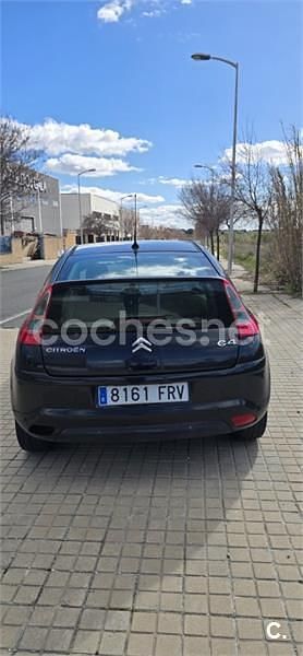 Usado Citroën C4 VTR Sport 110 CV (80 kW) 2007 Negro Berlina
