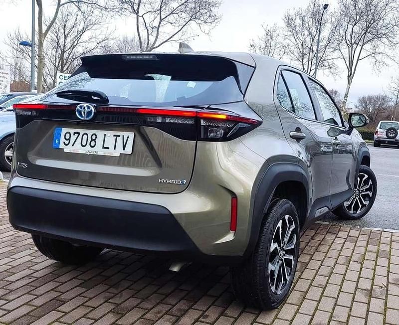 Usado Toyota Yaris Cross Active 116 CV (85 kW) 2022 Verde SUV