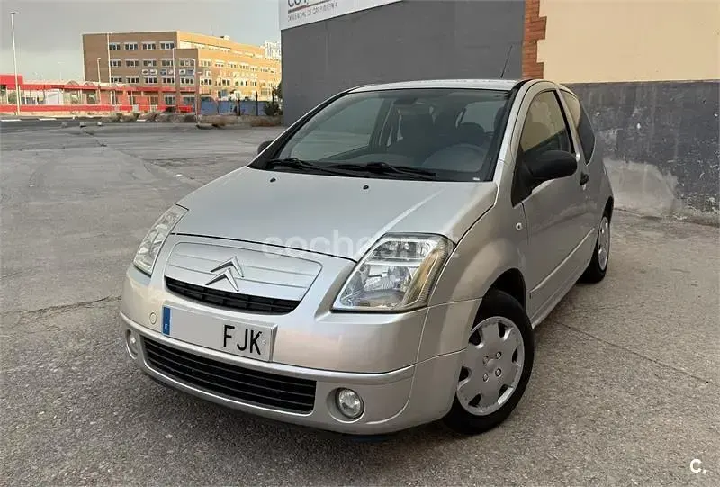 Usado Citroën C2 75 CV (55 kW) 2007 Gris / plata Utilitario