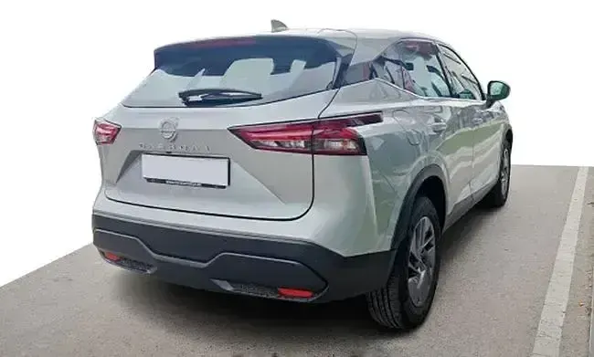 Usado Nissan Qashqai Acenta 140 CV (102 kW) 2022 Gris SUV