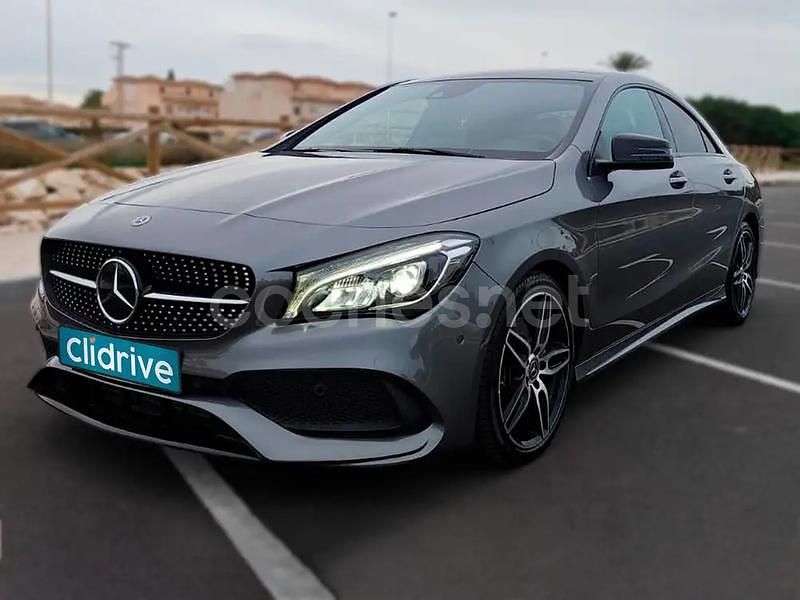 Usado Mercedes CLA220 177 CV (130 kW) 2018 Gris / plata Berlina