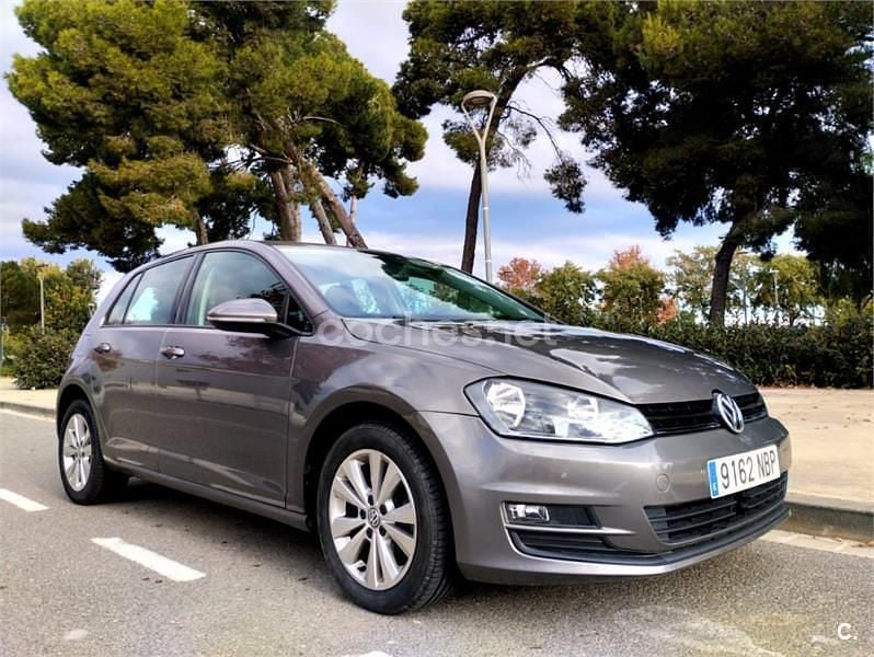 Gris / plata Usado 2016 VW Golf VII Familiar | 11.500 € (Buen precio) - Imagen 1/4