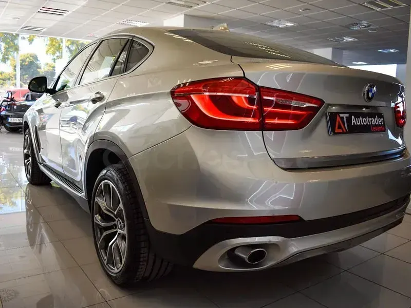 Usado BMW X6 258 CV (189 kW) 2016 Gris / plata SUV