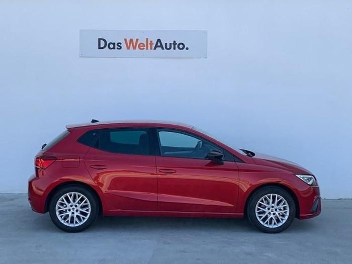 Usado Seat Ibiza FR 115 CV (84 kW) 2024 Rojo Berlina
