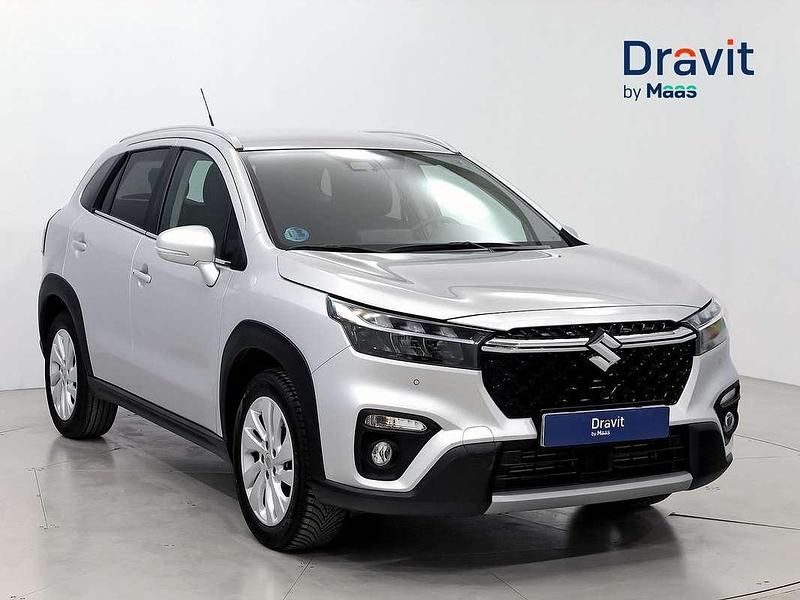 Plateado Usado 2024 Suzuki SX4 S-Cross SUV | 21.690 € (Precio justo) - Imagen 1/4