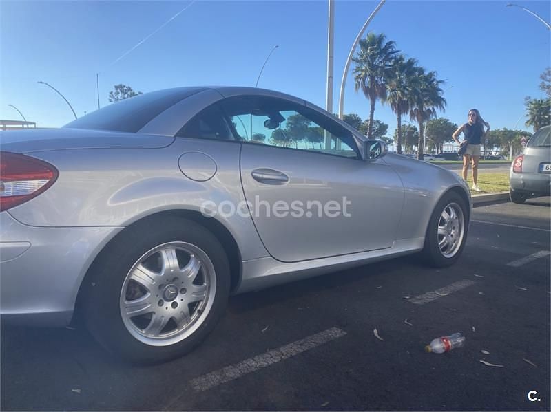 Gris / plata Usado 2004 Mercedes SLK200 Descapotable | 9500 € (Buen precio) - Imagen 1/1