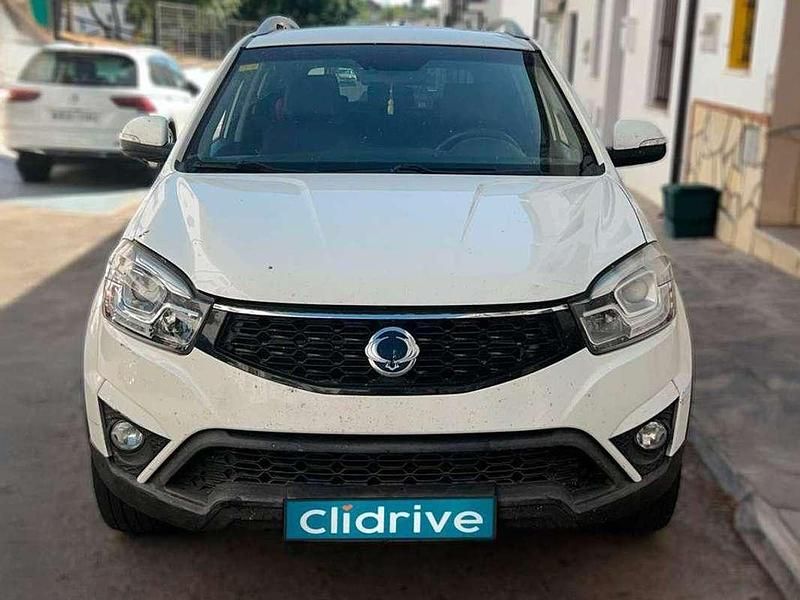 Usado Ssangyong (KGM) Korando Limited 178 CV (130 kW) 2016 Blanco SUV