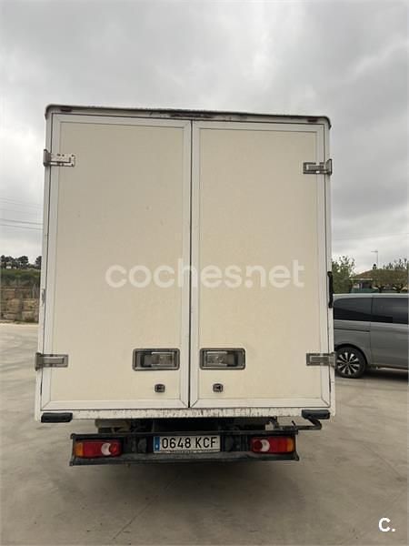 Usado Nissan Cabstar 121 CV (88 kW) 2013 Blanco Pickup/Camioneta