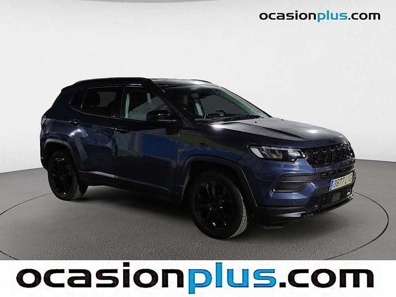 Usado Jeep Compass Night Eagle 131 CV (96 kW) 2022 Azul SUV