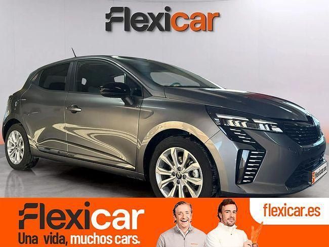 Usado Renault Clio V Evolution 100 CV (73 kW) 2025 Gris / plata Berlina