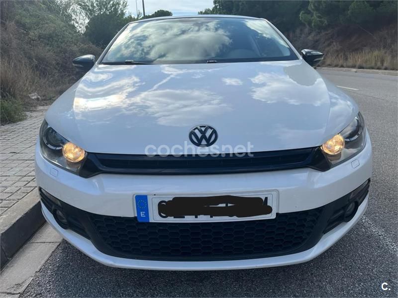Blanco Usado 2009 VW Scirocco Coupe | 9300 € (Buen precio) - Imagen 1/4