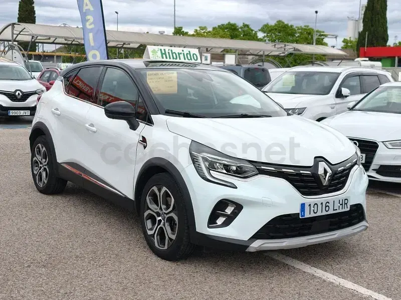Usado Renault Captur Zen 160 CV (117 kW) 2020 Blanco SUV