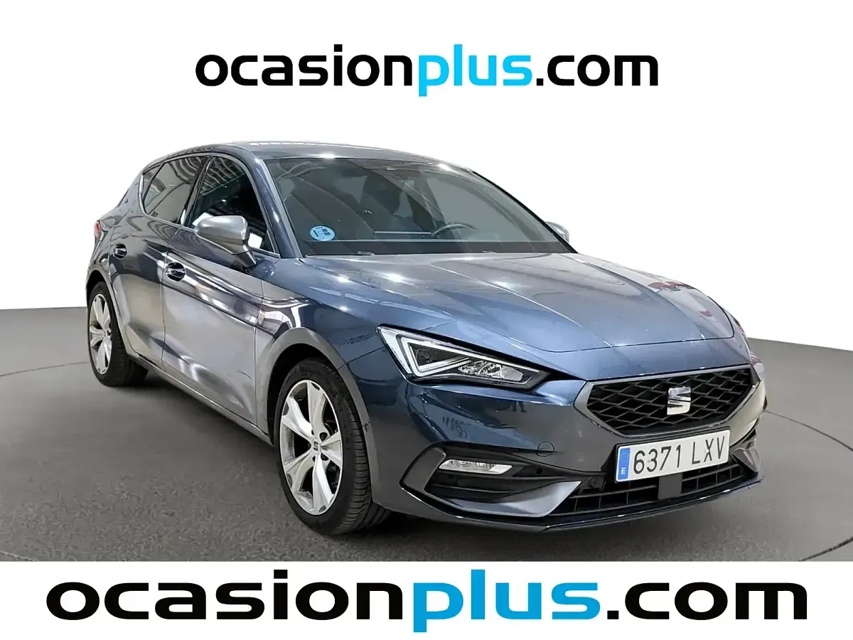 Usado Seat Leon FR 150 CV (110 kW) 2022 Gris Berlina