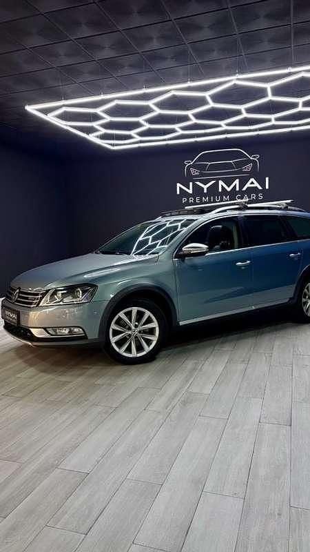 Usado VW Passat Highline 170 CV (125 kW) 2012 Azul Familiar