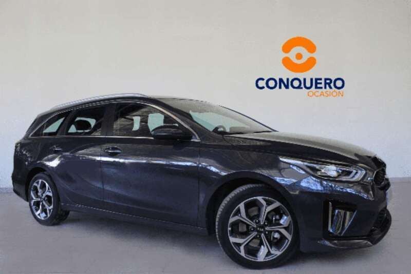 Gris Usado 2022 Kia Ceed Familiar | 21.490 € (Un poco caro) - Imagen 1/4