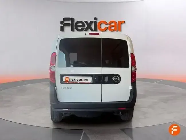 Usado Opel Combo 95 CV (69 kW) 2017 Blanco Monovolumen