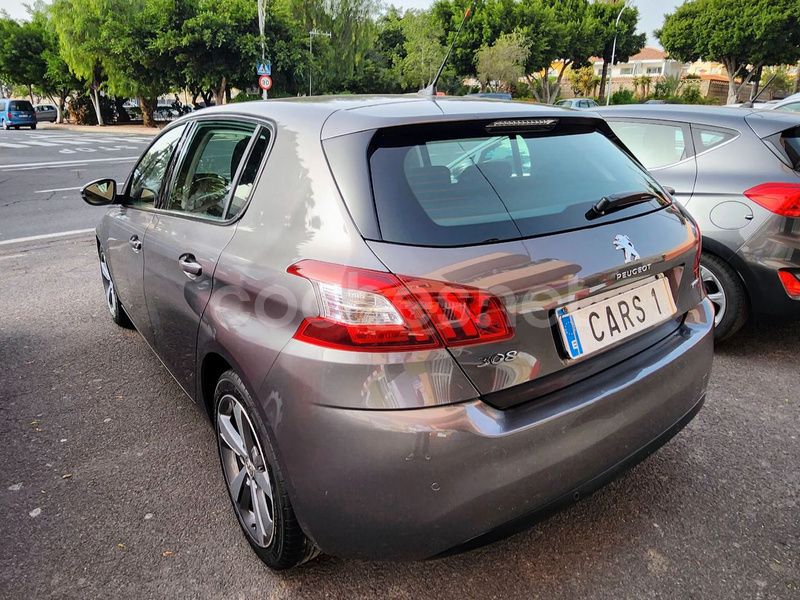 Usado Peugeot 308 Access 110 CV (80 kW) 2016 Marrón Berlina