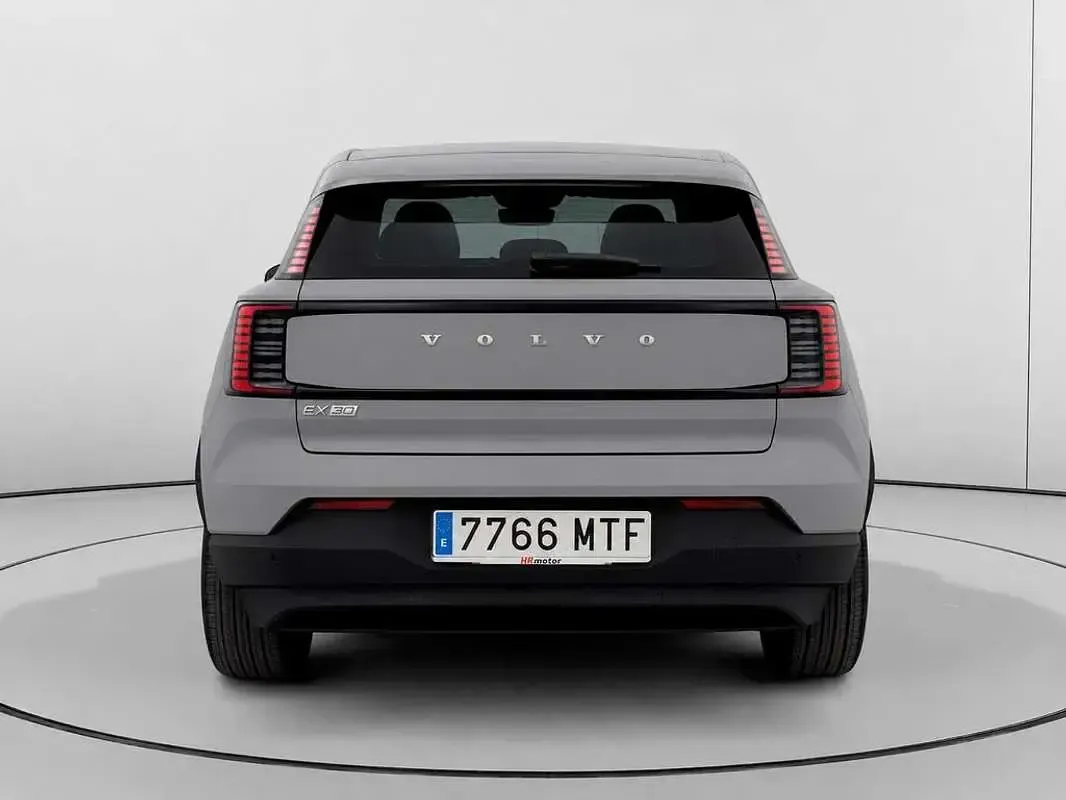Usado Volvo EX30 Core 200 kW (272 CV) 2024 Gris SUV