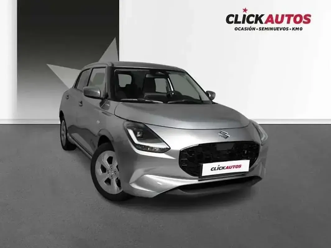 Usado Suzuki Swift 83 CV (61 kW) 2025 Plateado Utilitario