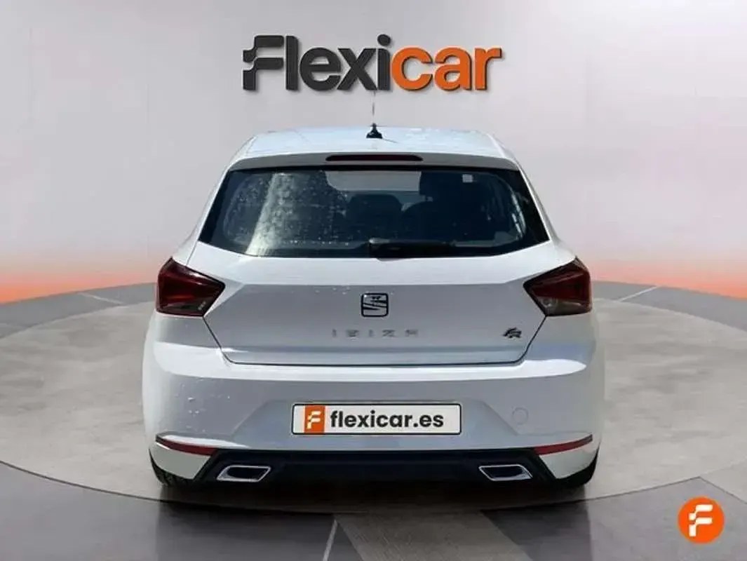 Usado Seat Ibiza FR 116 CV (85 kW) 2018 Blanco Utilitario
