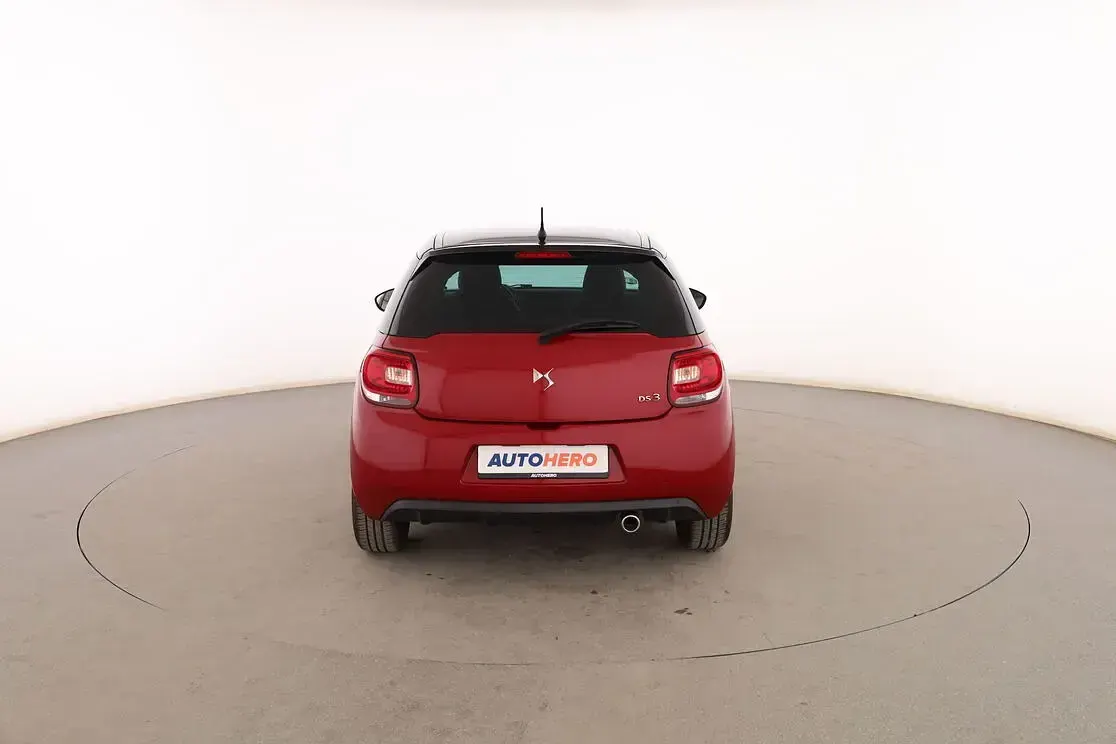 Usado Citroën DS3 75 CV (55 kW) 2015 Rojo Berlina