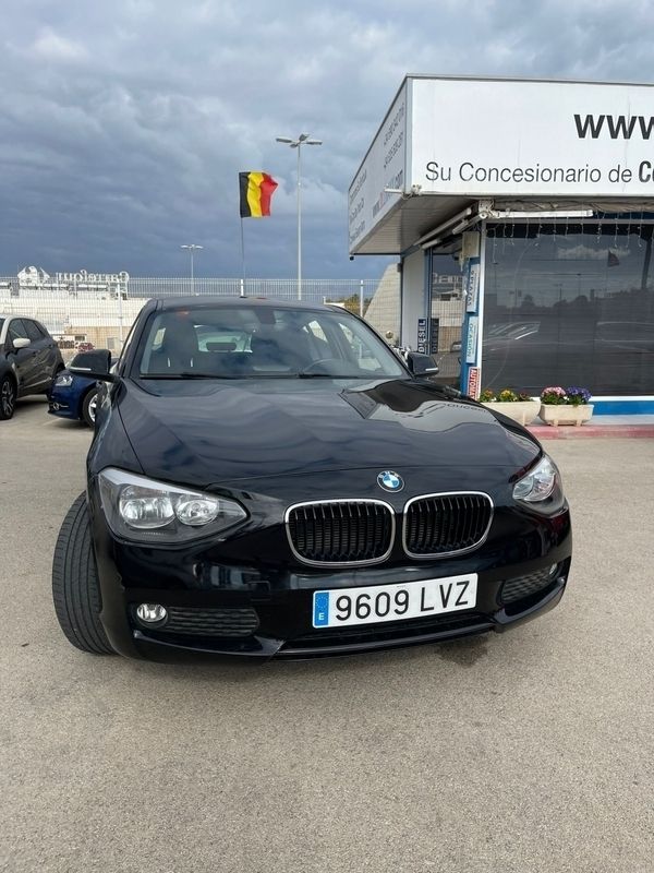 Usado BMW 116 136 CV (100 kW) 2013 Negro metalico Utilitario
