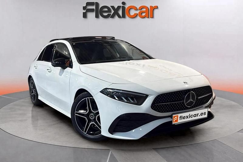 Blanco Usado 2023 Mercedes A200 Utilitario | 29.990 € (Precio justo) - Imagen 1/4