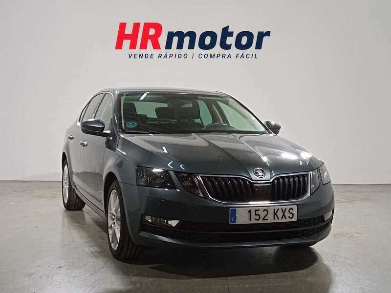 Gris Usado 2019 Skoda Octavia Ambition Berlina | 13.360 € (Precio justo) - Imagen 1/4