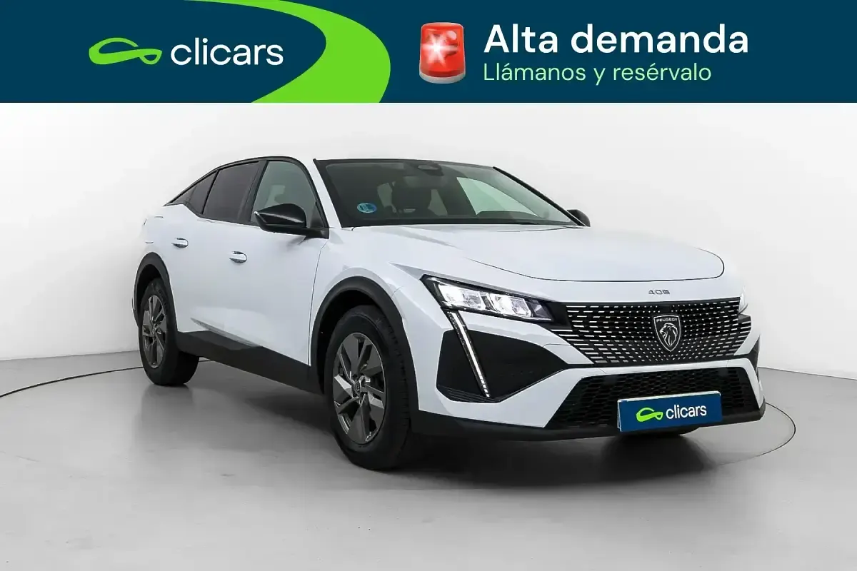 Usado Peugeot 408 Allure 136 CV (100 kW) 2025 Blanco SUV