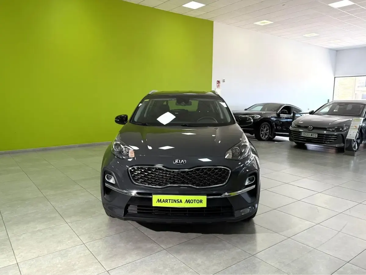 Usado Kia Sportage 136 CV (100 kW) 2020 Gris SUV