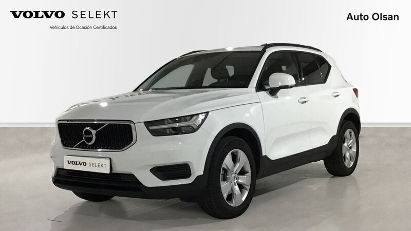 Usado Volvo XC40 Plus 211 CV (155 kW) 2023 Blanco SUV