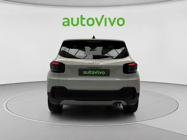 Usado Jeep Avenger Altitude 100 HP (73 kW) 2024 Branco SUV