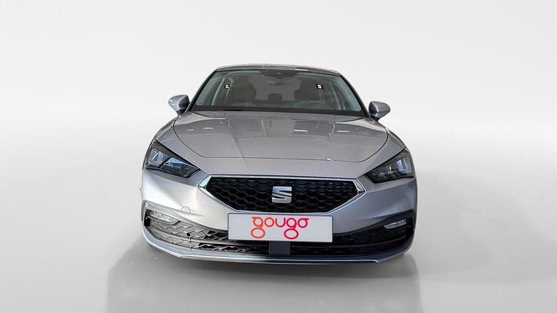 Usado Seat Leon Style 115 CV (84 kW) 2023 Gris / plata Berlina