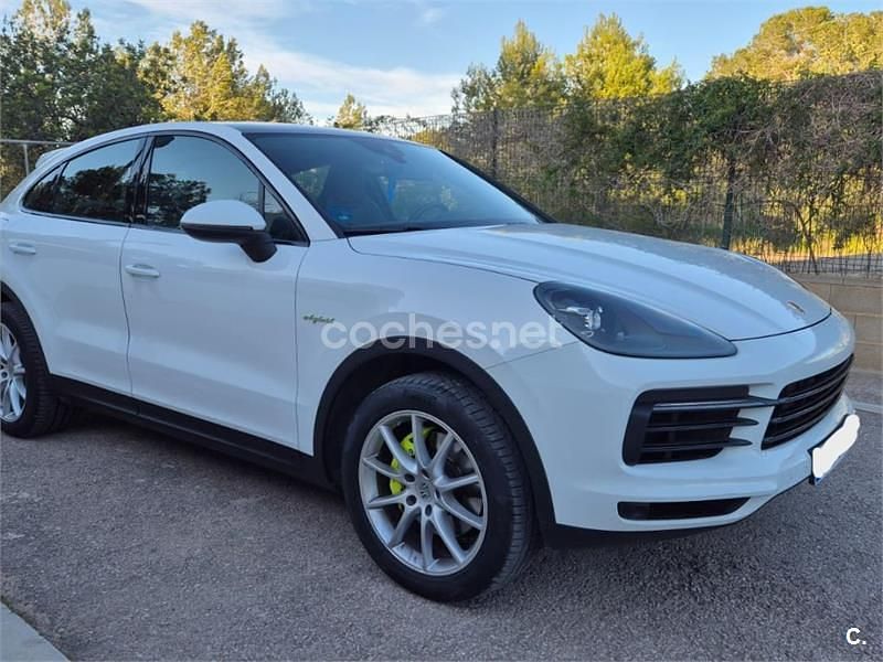 Usado Porsche Cayenne Coupe 462 CV (339 kW) 2022 Blanco Coupe