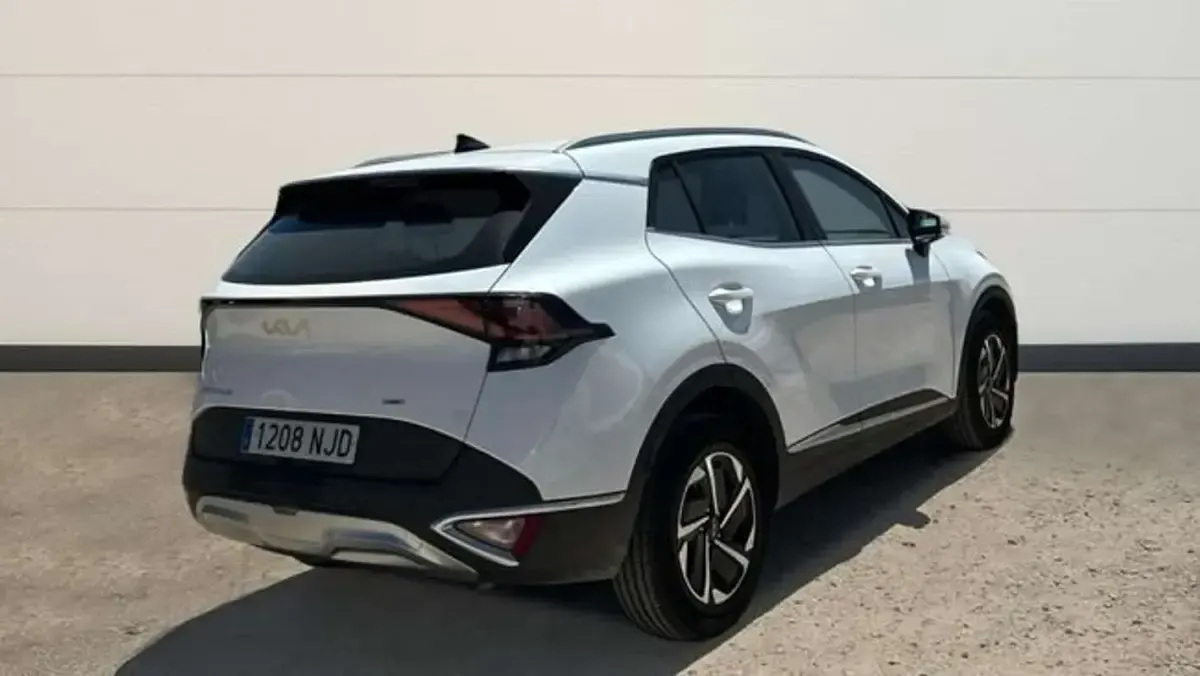 Usado Kia Sportage 239 CV (175 kW) 2025 Blanco SUV