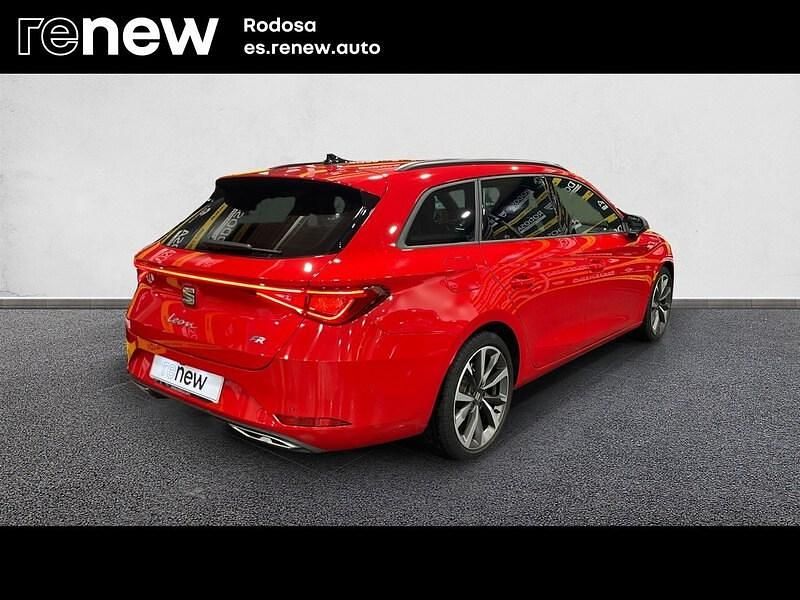 Usado Seat Leon FR 150 CV (110 kW) 2020 Rojo Berlina