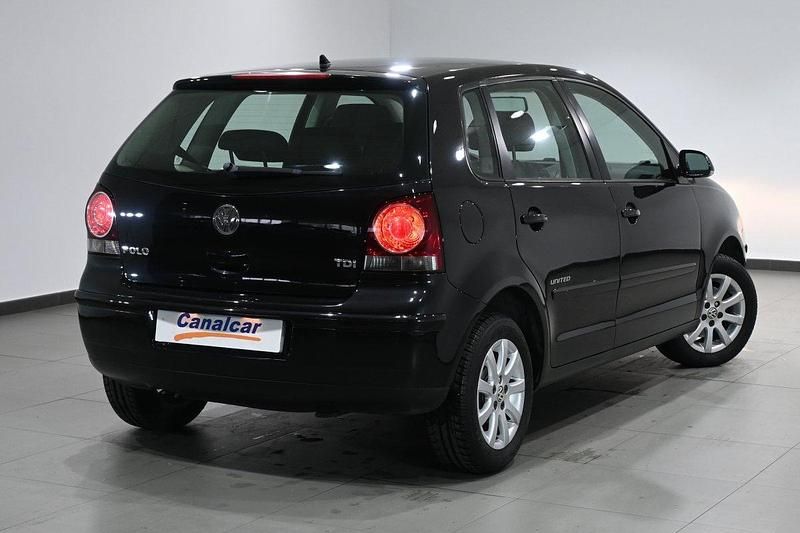 Begagnad VW Polo United 70 HK (51 kW) 2009 Svart Halvkombi