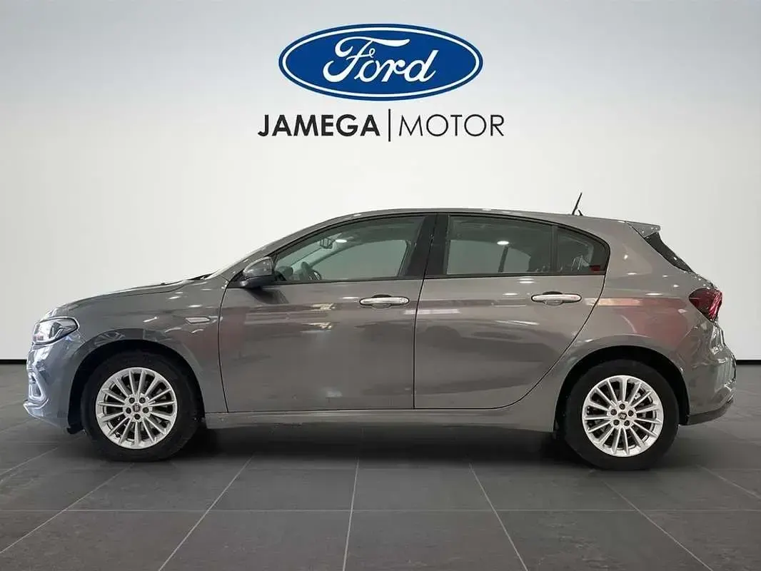 Usado Fiat Tipo Life 129 CV (94 kW) 2021 Gris Utilitario