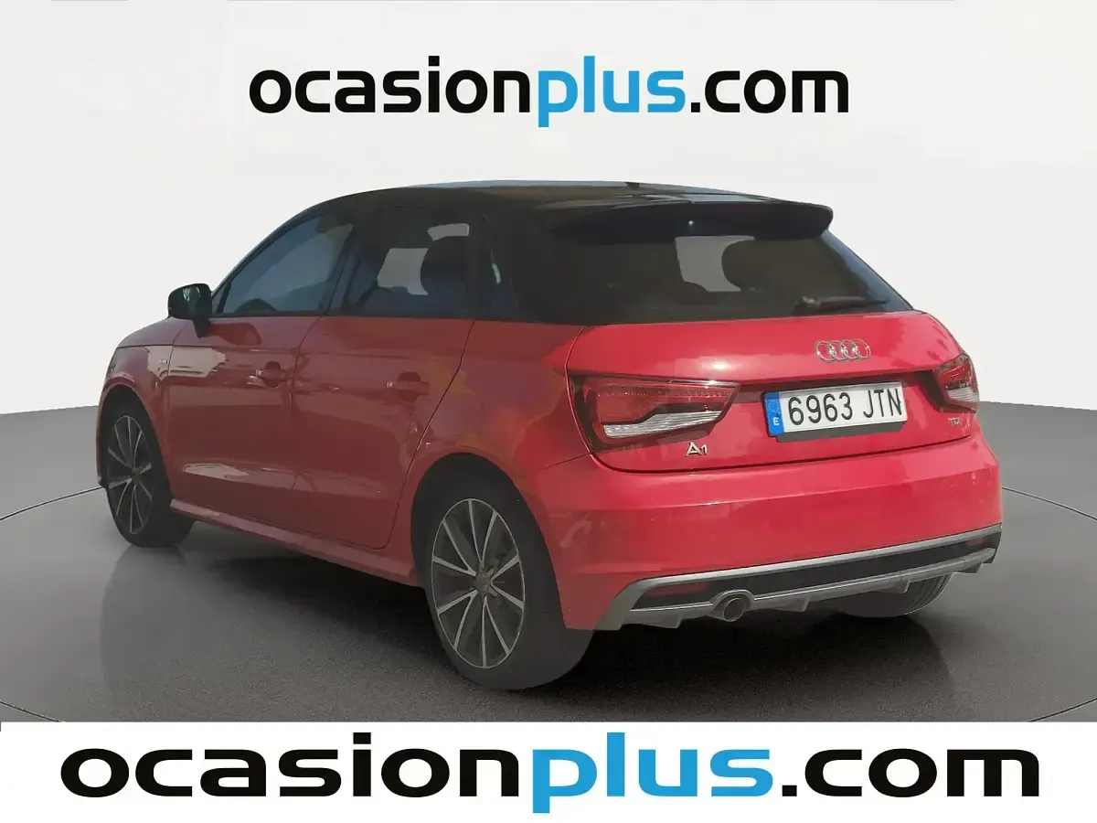 Usado Audi A1 S-Line 90 CV (66 kW) 2016 Rojo Utilitario