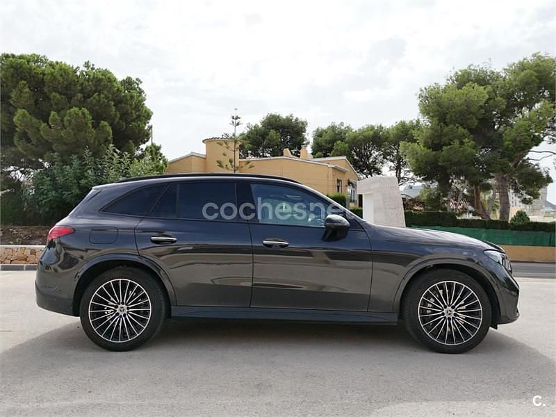 Usado Mercedes GLC300 258 CV (189 kW) 2023 Negro SUV