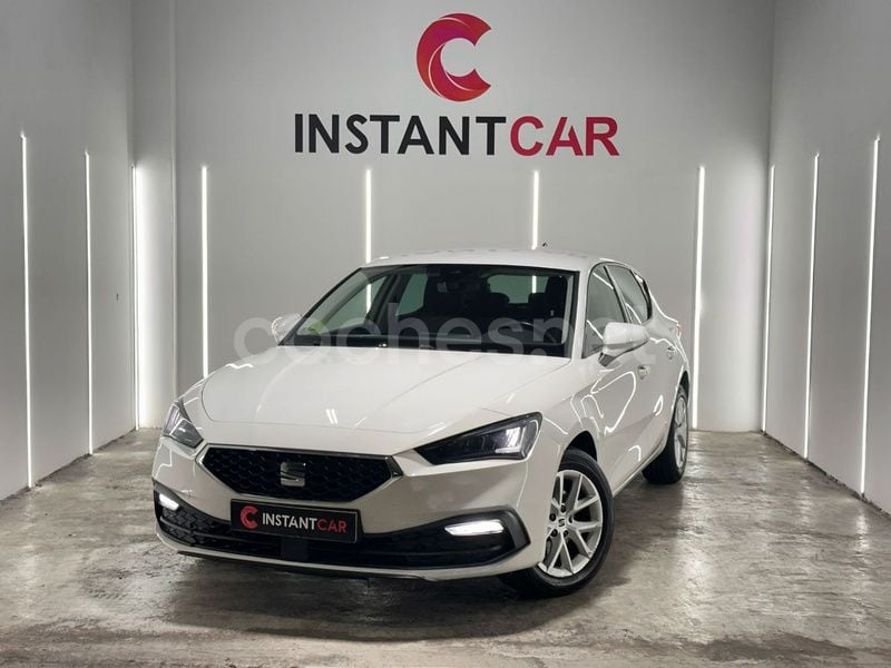 Blanco Usado 2021 Seat Leon Style Berlina | 16.990 € (Un poco caro) - Imagen 1/4