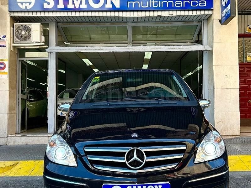 Usado Mercedes B200 140 CV (102 kW) 2006 Negro Monovolumen
